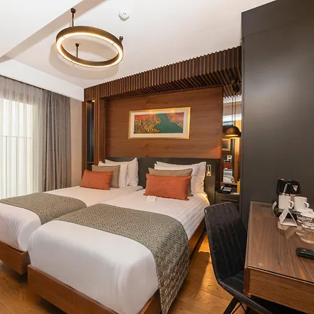 Levni Hotell