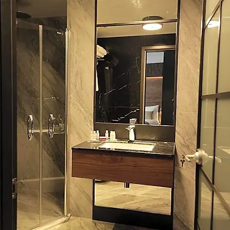 Levni 4* Istanbul